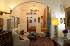 Palazzetto dei Nobili Apartment Florence